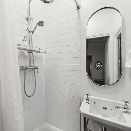 Appartamento Le Marais & De - 4br - Cityapartmentstay Parigi